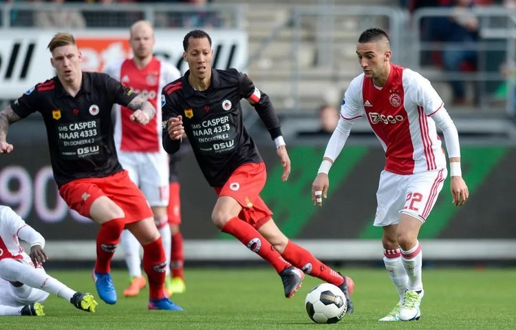 一支球队即 一支球队即