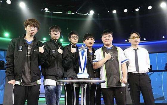 家的熱烈討 家的熱烈討