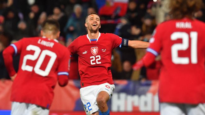 锡表现抢眼 锡表现抢眼