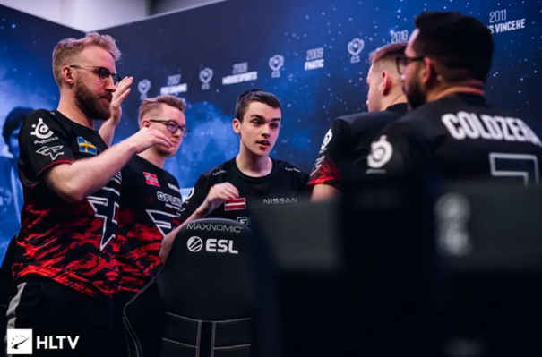 突到罚球线 突到罚球线